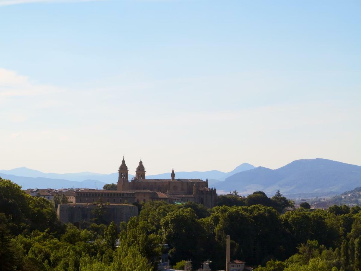 Apartamento El Oasis de la Estafeta Pamplona Exterior foto